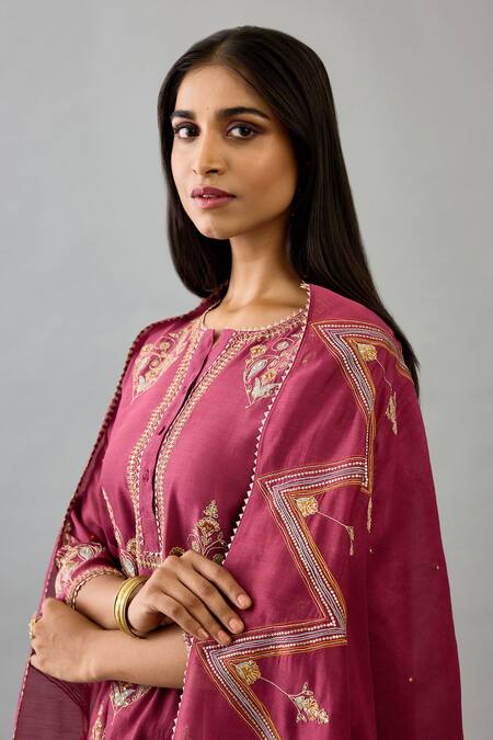 Shop Kora Wine Silk, Chanderi Embroidery, Gota Patti, Sequins, Zari Round Phiran Kurta Set Online at Aza Fashions Shop_Kora_Wine Silk, Chanderi Embroidery, Gota Patti, Sequins, Zari Round Phiran Kurta Set _Online_at_Aza_Fashions