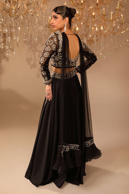 Omal Sindwani Embroidered Blouse Lehenga Set 