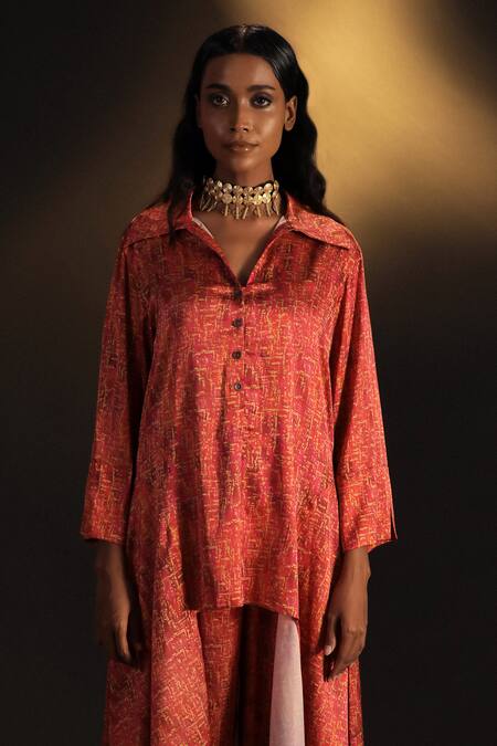 Buy_Kaprapan By Anaita Shah_Pink Satin Printed Tree Bark Spread Collar High Low Tunic And Pant Set_Online_at_Aza_Fashions