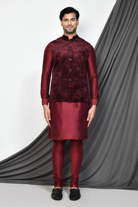 Buy_Aryavir Malhotra_Maroon Velvet Embroidery Paisley Pattern Bundi_Online_at_Aza_Fashions