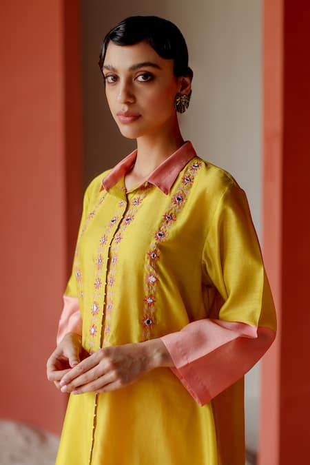 Buy_Shikha Mehta_Yellow Silk, Chanderi, Cotton Embroidery Trisha Bloom Mirror Tunic Pant Set _Online_at_Aza_Fashions