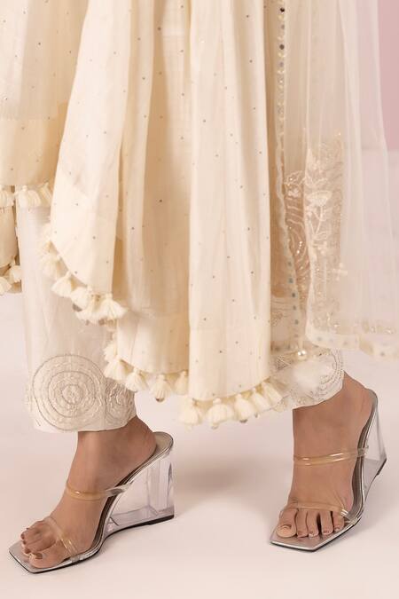 Shop Sonia Bansal White Mukesh Chanderi Silk Embroidery Resham Floral Bodice Anarkali Set Online at Aza Fashions Shop_Sonia Bansal_White Mukesh Chanderi Silk Embroidery Resham Floral Bodice Anarkali Set_Online_at_Aza_Fashions