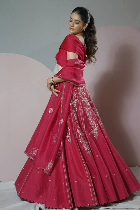 Sonia Bansal Red Organza Sequins, Cut Work Asymmetric Resham Floral Embroidered Lehenga Set Online at Aza Fashions Sonia Bansal_Red Organza Sequins, Cut Work Asymmetric Resham Floral Embroidered Lehenga Set_Online_at_Aza_Fashions