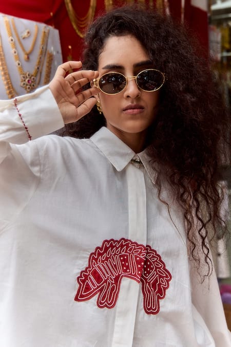 Jodi_White Maheshwari Embroidery, Applique Collared Watson Shirt _Online_at_Aza_Fashions