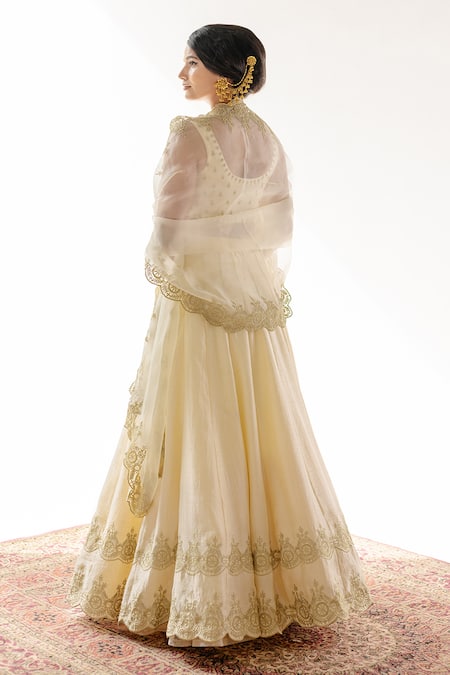 Ridhimaa Gupta Raazi Floral Scallop Embroidered Lehenga Set 