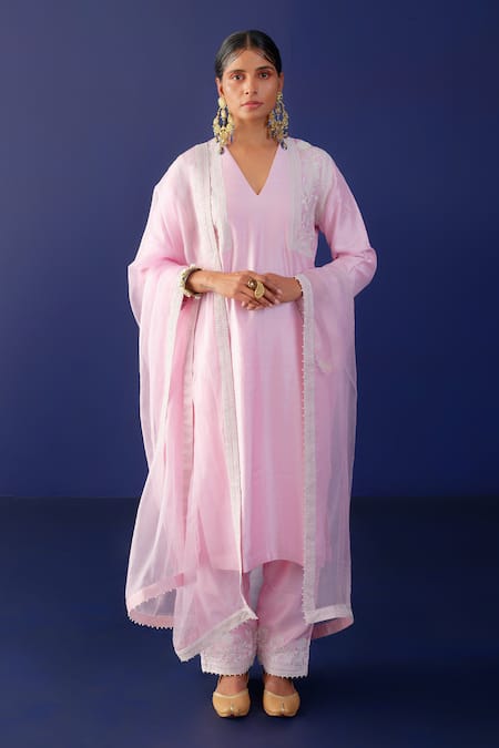 Ridhimaa Gupta Sawariya Resham Embroidered Kurta Pant Set 