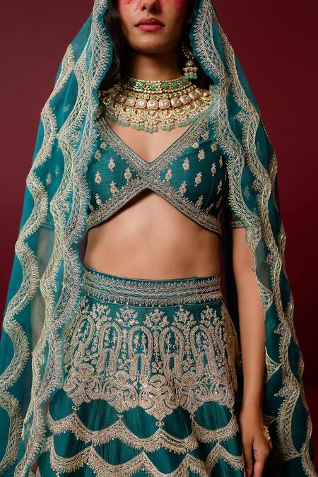 Buy Ridhimaa Gupta Green , Organza, Viscose Vagdevi Mandala Dori Bridal Lehenga Set Online at Aza Fashions Buy_Ridhimaa Gupta_Green , Organza, Viscose Vagdevi Mandala Dori Bridal Lehenga Set _Online_at_Aza_Fashions