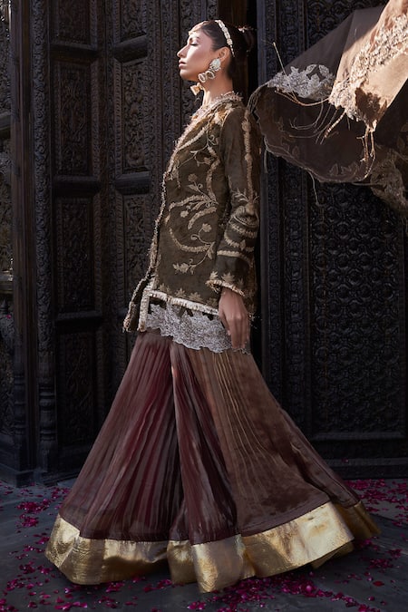 Shop tara thakur Green Velvet, Tissue Embroidery, Zari V-neck Jacket And Pant Set Online at Aza Fashions Shop_tara thakur_Green Velvet, Tissue Embroidery, Zari V-neck Jacket And Pant Set _Online_at_Aza_Fashions