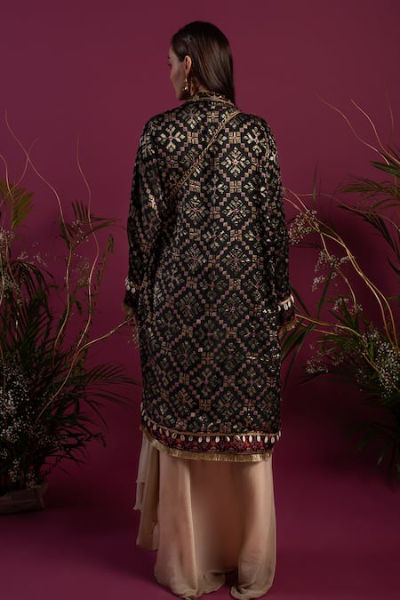 tara thakur Embroidered Jacket With Dress 