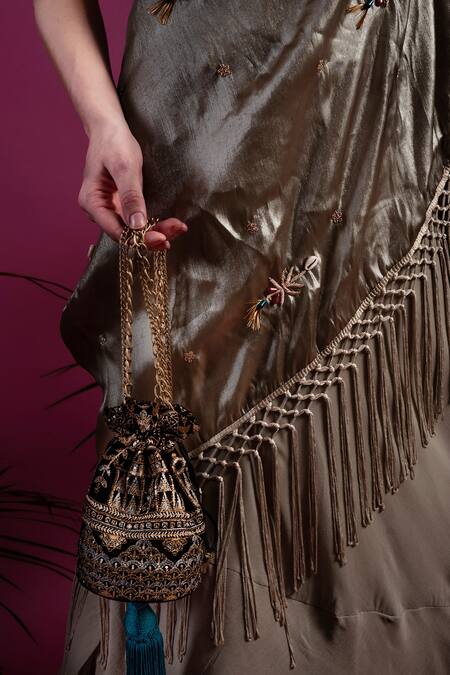 Shop_tara thakur_Green Georgette Diamonds, Embroidery V-neck Hand Lehenga Saree With Blouse _Online_at_Aza_Fashions