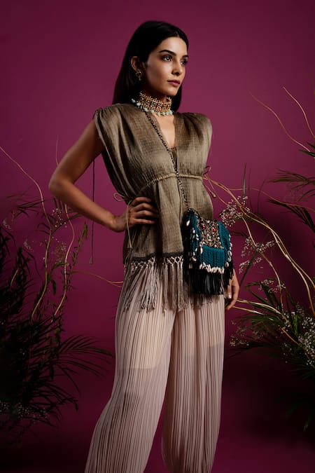 tara thakur_Green Georgette V-neck Solid Knot Jacket And Pant Set _Online_at_Aza_Fashions