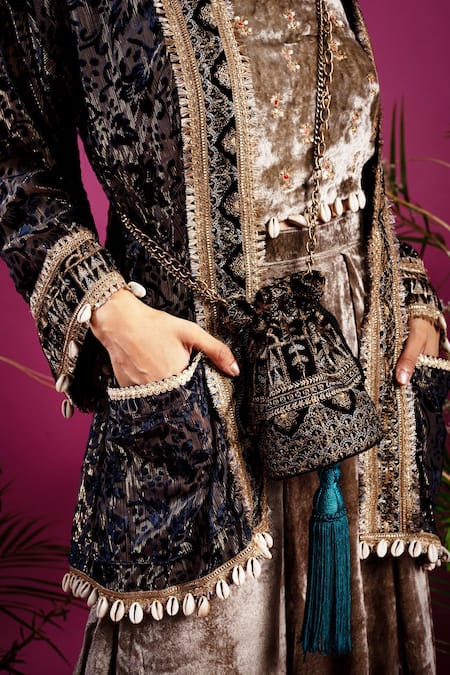 Buy_tara thakur_Green Velvet Sequins, Zari Sweetheart Neck Embroidered Jacket Pant Set _Online_at_Aza_Fashions