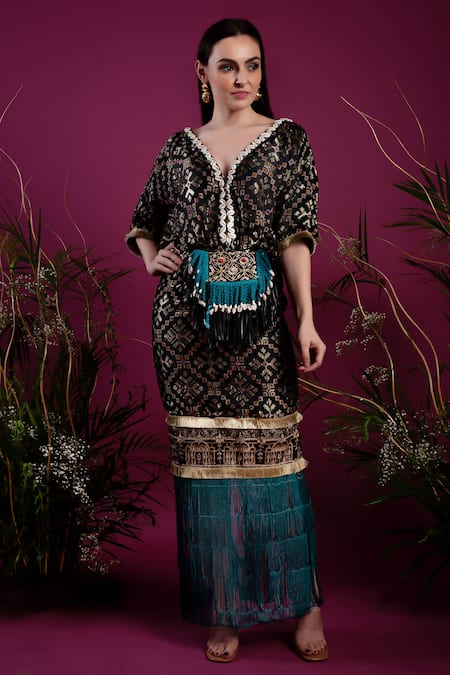 tara thakur Woven Geometric Kaftan Dress 