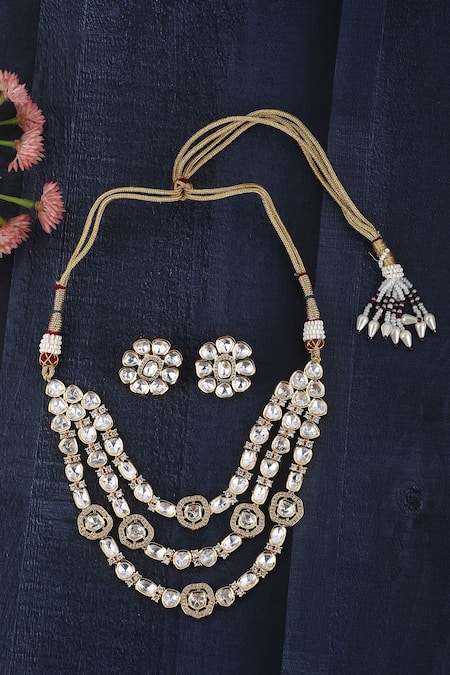 Auraa Trends Kundan Embellished Layered Necklace Set 