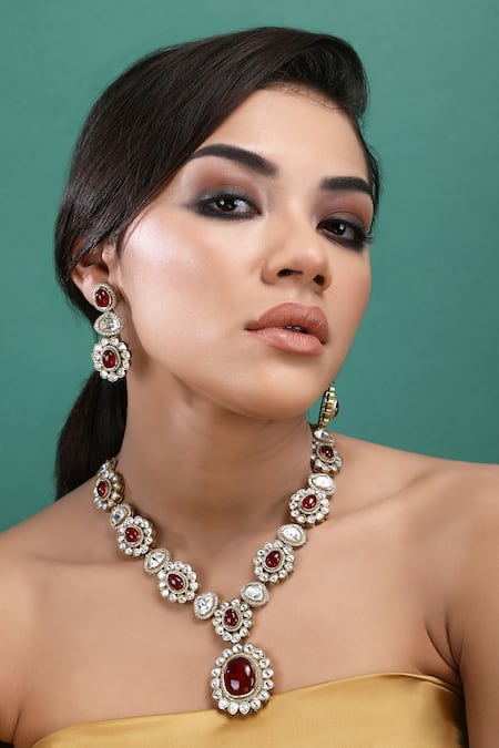 Auraa Trends Red Kundan And Stone Studded Pendant Necklace Set 