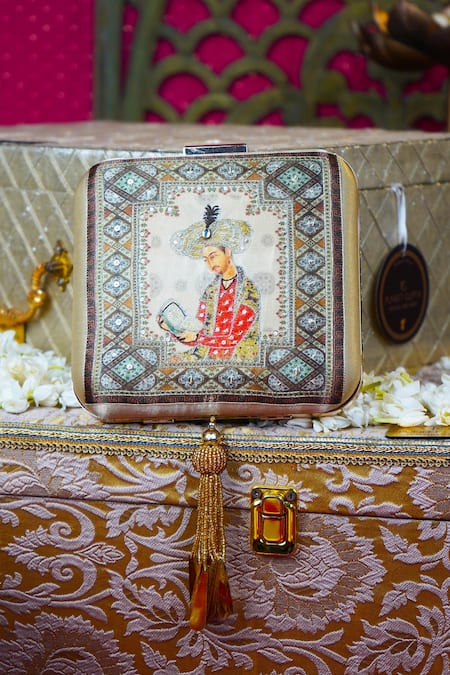 Shop Puneet Gupta Cream Embroidered Box Clutch With Sling Chain at Aza Fashions Shop_Puneet Gupta_Cream Embroidered Box Clutch With Sling Chain _at_Aza_Fashions