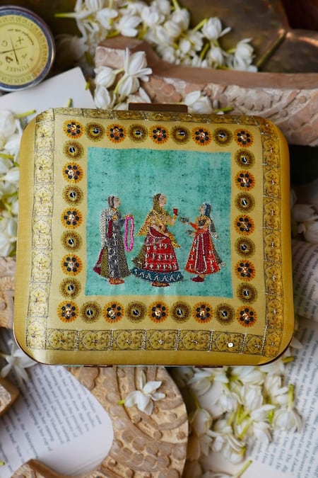 Shop Puneet Gupta Green Embroidery Saheliya Pattern Box Clutch at Aza Fashions Shop_Puneet Gupta_Green Embroidery Saheliya Pattern Box Clutch _at_Aza_Fashions