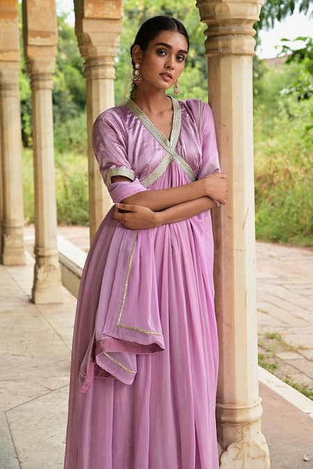 Buy_Taro_Purple Satin Embellished Dew Drops V Neck Kumudni Lace Anarkali Set _Online_at_Aza_Fashions