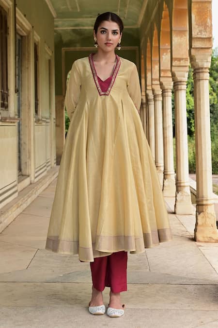 Taro Gold Tissue Embroidery Zardozi Blunt V Neck Zareen Neckline Anarkali And Pant Set 