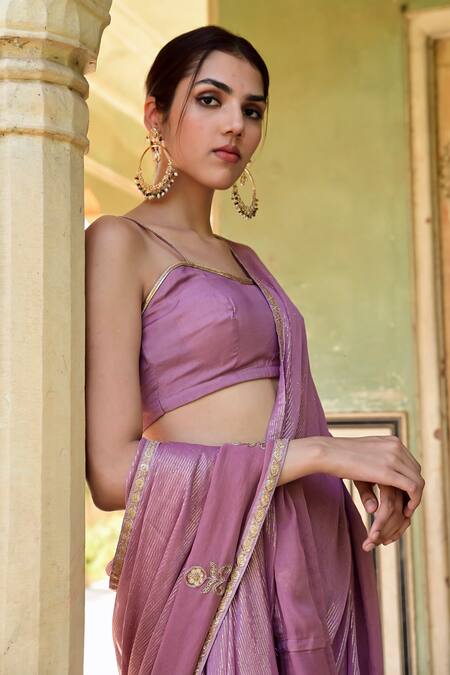 Buy_Taro_Purple Chanderi, Lurex Kumudni Stripe Pattern Saree With Unstitched Blouse Piece_Online_at_Aza_Fashions