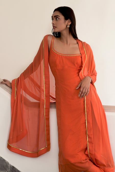 Buy Taro Orange Chiffon, Cotton Embroidery Square Neck Zoya Dew Drop Print Kurta Set Online at Aza Fashions Buy_Taro_Orange Chiffon, Cotton Embroidery Square Neck Zoya Dew Drop Print Kurta Set _Online_at_Aza_Fashions