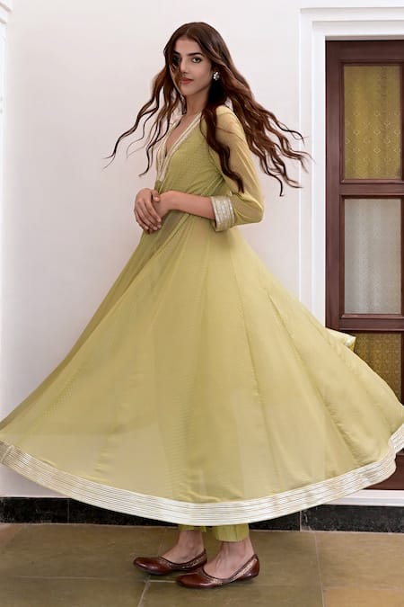 Taro_Green Chiffon, Chanderi Silk Lace V-neck Inaya Dew Drops Print Anarkali Set _Online_at_Aza_Fashions