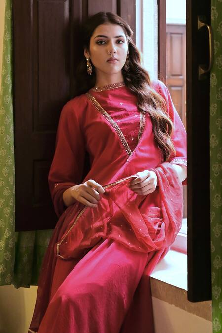 Buy Taro Red Chanderi Silk Cut Work, Zari, Aabroo Yoke Embroidered A-line Kurta Set Online at Aza Fashions Buy_Taro_Red Chanderi Silk Cut Work, Zari, Aabroo Yoke Embroidered A-line Kurta Set _Online_at_Aza_Fashions