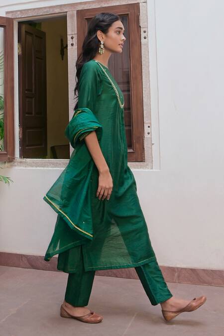 Taro_Green Chanderi Silk Cut Work, Zari, Sequins Boat Bottle Embroidered Kurta Set _Online_at_Aza_Fashions