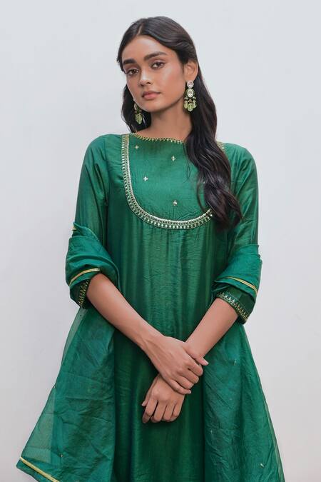 Buy_Taro_Green Chanderi Silk Cut Work, Zari, Sequins Boat Bottle Embroidered Kurta Set _Online_at_Aza_Fashions