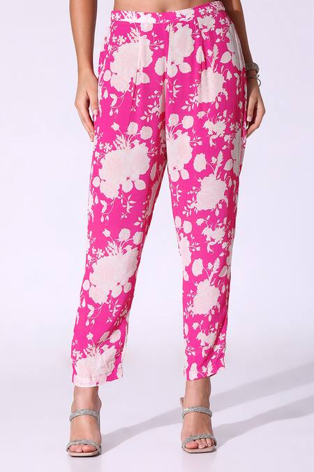 SAKSHI GIRRI_Pink Crepe Scoop Neck Tulip Bloom Print Kaftan And Pant Set_at_Aza_Fashions