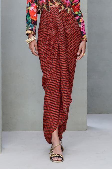 Rishi and Vibhuti Black Crepe Pearls, Sequins, Abstract Floral Print Top With Draped Skirt Online at Aza Fashions Rishi and Vibhuti_Black Crepe Pearls, Sequins, Abstract Floral Print Top With Draped Skirt _Online_at_Aza_Fashions