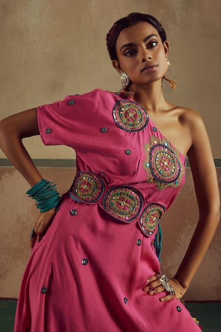 Shop_Zariya The Label_Pink Bamboo, Cotton Mirrors, Sequins, Beads, Mandala Work Kurta Pant Set _Online_at_Aza_Fashions