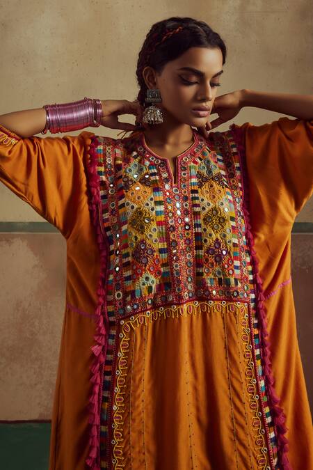 Shop_Zariya The Label_Orange Bamboo, Silk Mirrors, Banjaran Jhola Embroidered Kurta With Pant _Online_at_Aza_Fashions