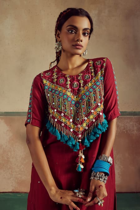 Shop_Zariya The Label_Red Bamboo, Silk Mirrors, Sequins, Banjaran Embellished Yoke Kurta With Pant _Online_at_Aza_Fashions
