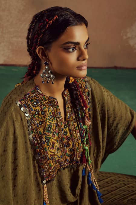 Zariya The Label_Green Bamboo Tassels, Beads, Asymmetric Floral Embroidered Cowl Cape With Pant _Online_at_Aza_Fashions