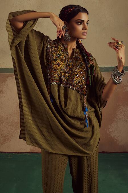 Zariya The Label_Green Bamboo Tassels, Beads, Asymmetric Floral Embroidered Cowl Cape With Pant _at_Aza_Fashions