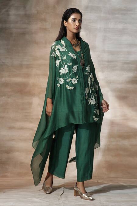 Buy_Neeta Bhargava_Green Chanderi Embroidery V-neck Floral Hand Kaftan With Palazzo _Online_at_Aza_Fashions