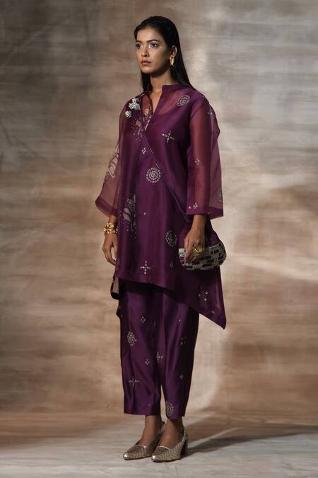 Neeta Bhargava_Purple Organza, Chanderi Embroidery Collared Bandhani Motif Work Kurta With Pant _Online_at_Aza_Fashions