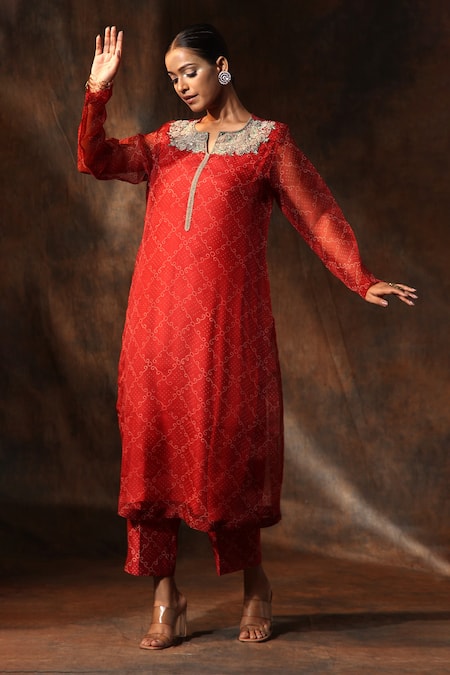 Buy Neeta Bhargava Red Organza, Chanderi Embroidery Split Bandhani Print Straight Kurta Pant Set Online at Aza Fashions Buy_Neeta Bhargava_Red Organza, Chanderi Embroidery Split Bandhani Print Straight Kurta Pant Set _Online_at_Aza_Fashions