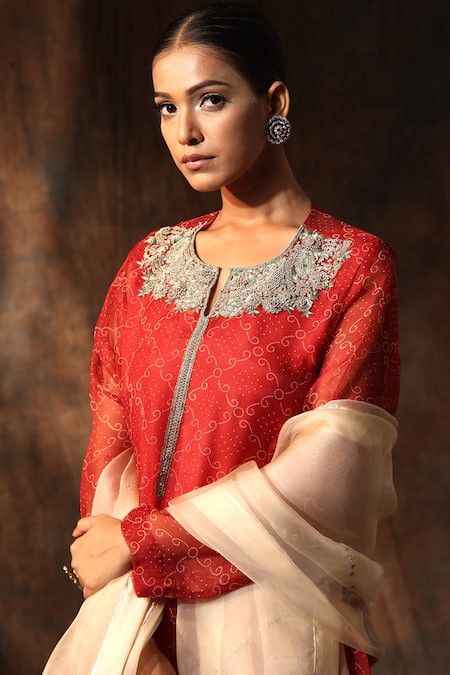 Neeta Bhargava Red Organza, Chanderi Embroidery Split Bandhani Print Straight Kurta Pant Set at Aza Fashions Neeta Bhargava_Red Organza, Chanderi Embroidery Split Bandhani Print Straight Kurta Pant Set _at_Aza_Fashions