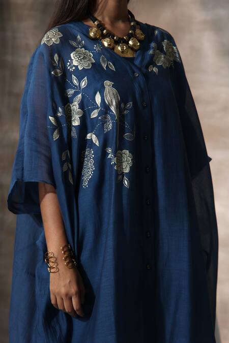 Neeta Bhargava_Blue Chanderi Embroidery V-neck Floral Hand Painted Kaftan With Palazzo _at_Aza_Fashions