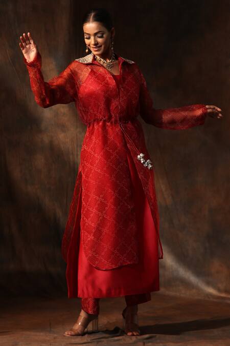 Neeta Bhargava_Red Organza, Chanderi Sequins Collared Bandhani Print Jacket Pant Set _Online_at_Aza_Fashions