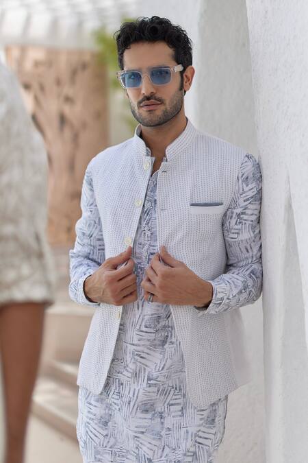 Asuka_Blue Linen Embroidery Kantha Stitch Bundi Kurta Set _Online_at_Aza_Fashions