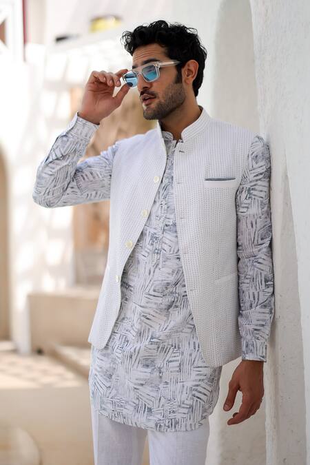 Asuka_Blue Linen Embroidery Kantha Stitch Bundi Kurta Set _at_Aza_Fashions