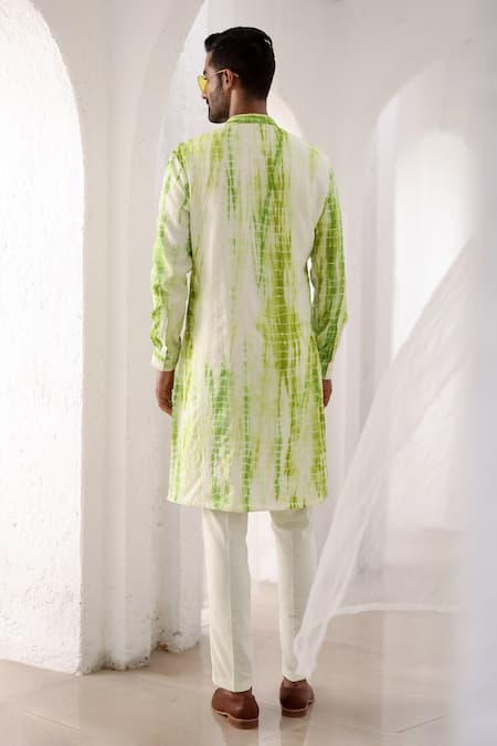 Shop_Asuka_Green Pure Linen Embroidered Mirror Tie-dye Kurta And Pyjama Set _at_Aza_Fashions