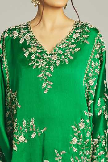 Shop_Anamika Khanna_Emerald Green Silk Pearls, Zari Floral Embroidered Kurta Draped Skirt Set _Online_at_Aza_Fashions