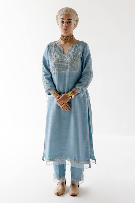 Buy_Ridhimaa Gupta_Blue Organza, Viscose, Embroidery, Zari Split Maahi Kurta Pant Set _Online_at_Aza_Fashions
