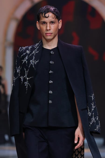 Neeta Lulla Abelardo Cut Dana Embroidered Sherwani Set 