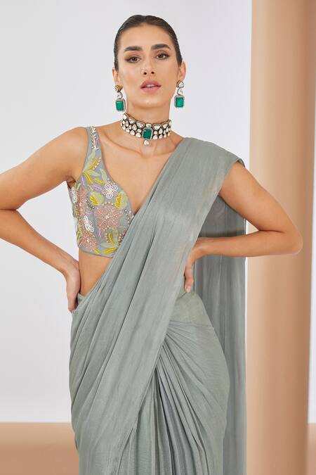 Buy_Neha Khullar_Green Chiffon, Crepe, Linen Solid Pre Draped Saree With Embroidered Blouse _Online_at_Aza_Fashions