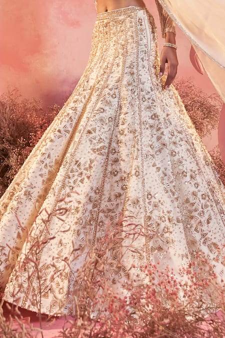 Shop Parul Gandhi White Chiffon, Crepe Sequins, Beads Roza Zari Mughal Bloom Bridal Lehenga Set Online at Aza Fashions Shop_Parul Gandhi_White Chiffon, Crepe Sequins, Beads Roza Zari Mughal Bloom Bridal Lehenga Set _Online_at_Aza_Fashions